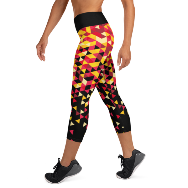 DST Black Yoga Capri Leggings - Image 2